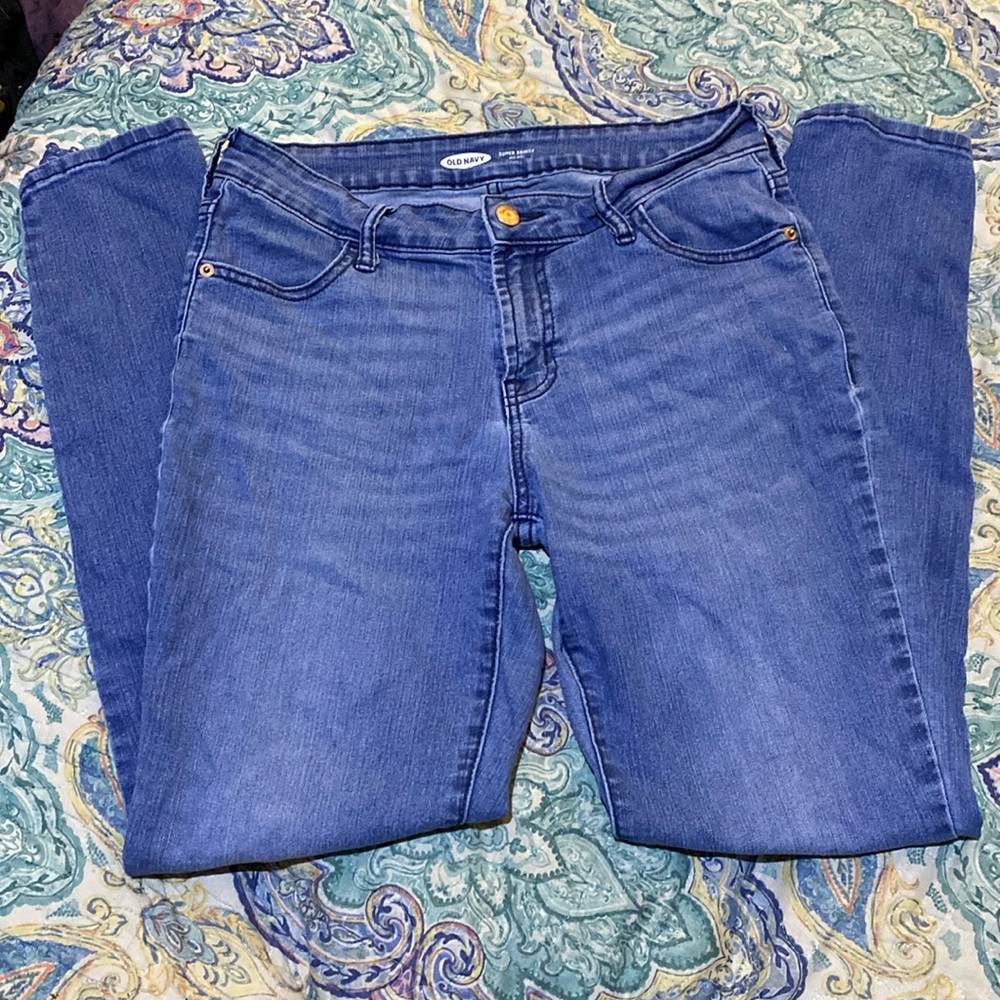 Old Navy, 6